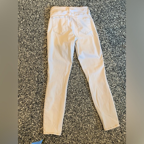 L'AGENCE DENIM MARGOT JEANS IN CREAM - Picture 4 of 7